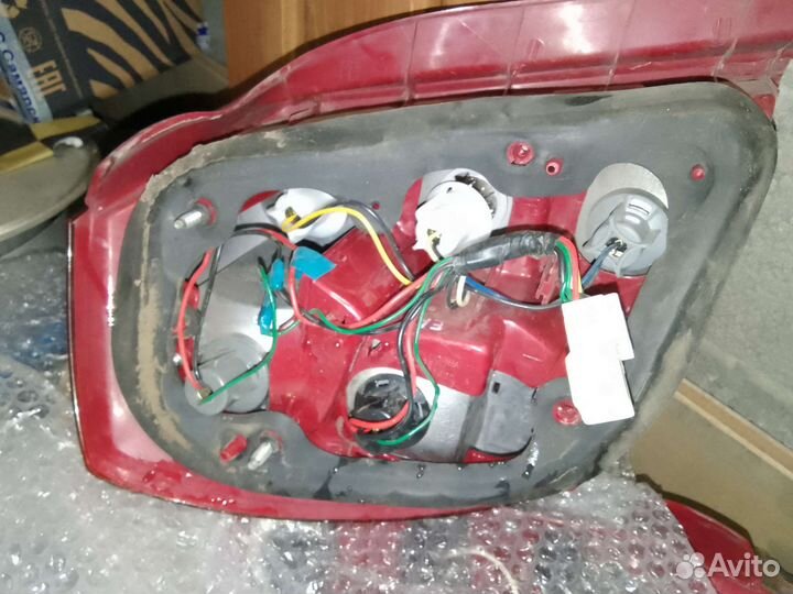 Продаю фонарь задний правый на лачетти седан