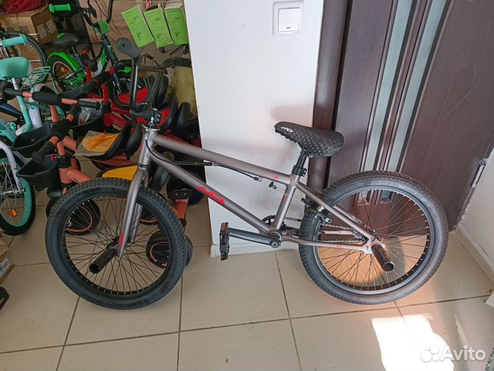 Трюковой велосипед bmx алюминий