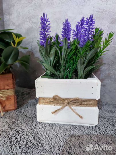 Искусственные растения, декоративная зелень