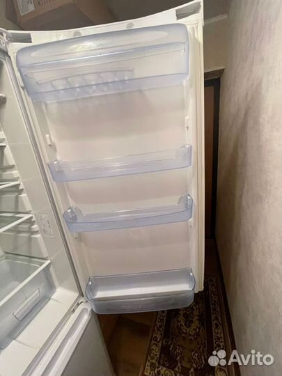 Холодильник бу indesit