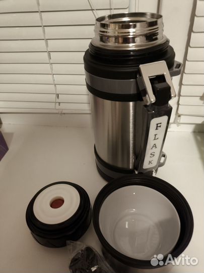 Термос новый на 1,2