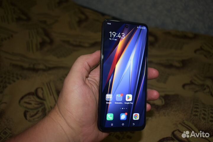 Смартфон Tecno pova neo 2