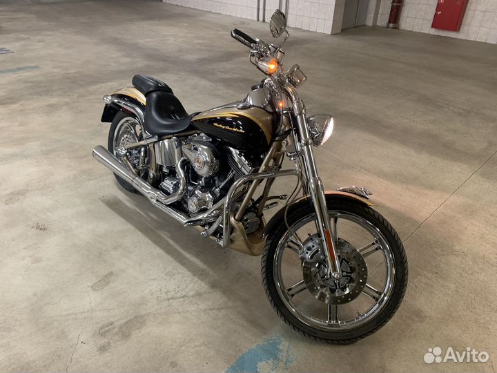 Harley Davidson Softail Deuce CVO