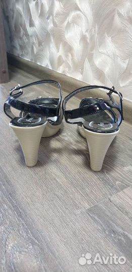 Босоножки женские 39 размер