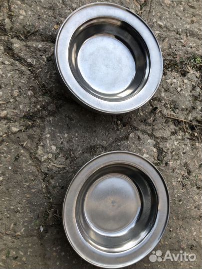 Столовый набор тарелок