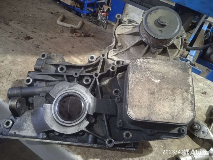 Передняя крышка с насосом Cammins ISf 2.8