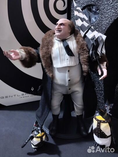 Фигурка Пингвин Gentleman Crime