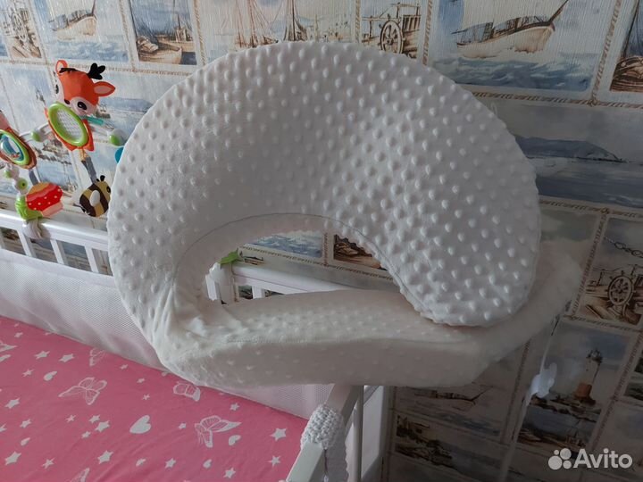 Подушка для кормления грудью loona