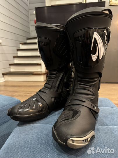 Мотоботы forma icepro black