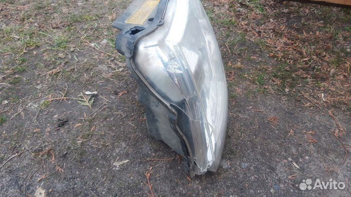 Левая фара на mitsubishi pajero 4