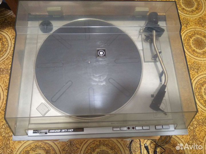 Проигрыватель виниловых пластинок Вега-эп-110 стер
