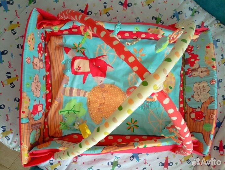 Развивающий коврик