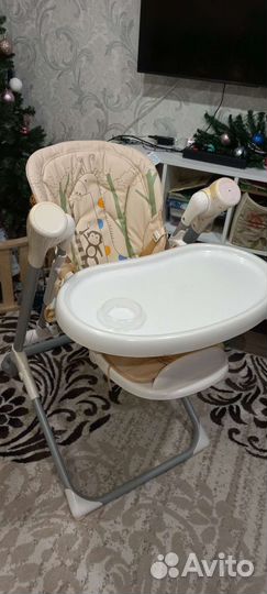 Стульчик для кормления с электрокачелей