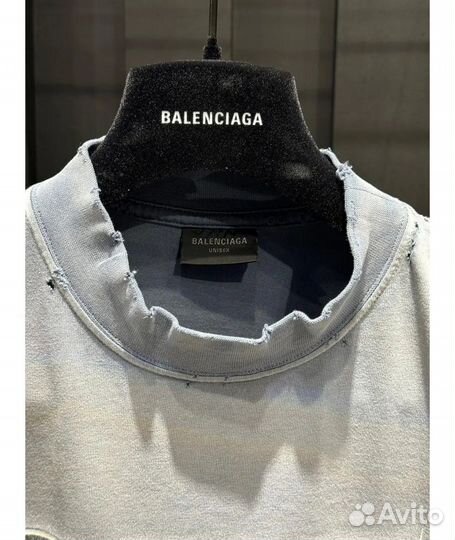 Balenciaga see now buy now(как у платины)