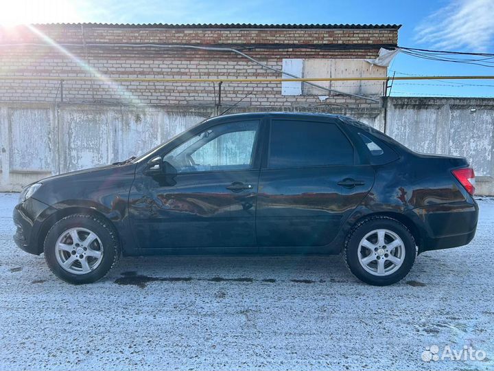 LADA Granta 1.6 МТ, 2023, 44 042 км