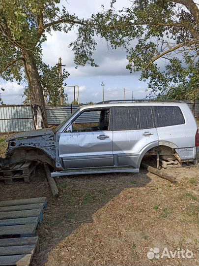 Кузов Митсубиси Паджеро 3 GDI 2005 год