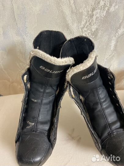 Хоккейные коньки bauer