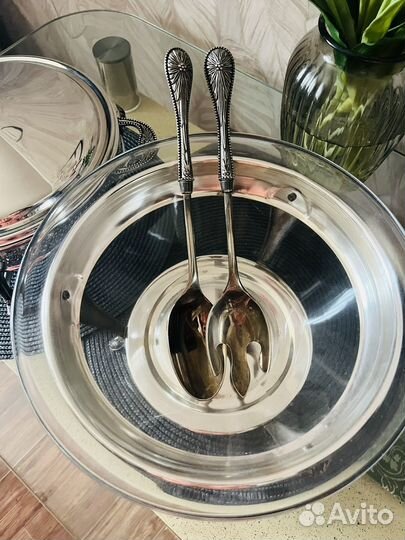 Набор столовой посуды новый