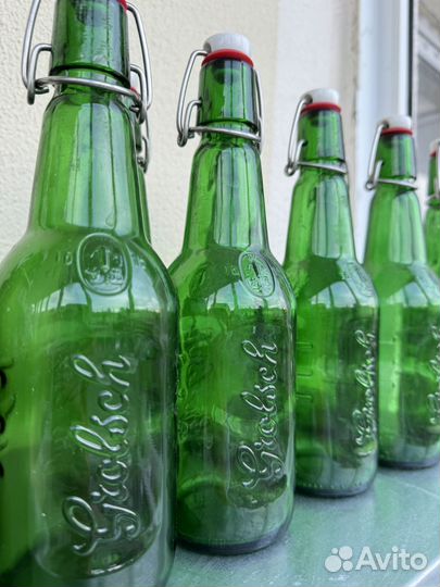 Бутылки с герметичной крышкой бугельным замком