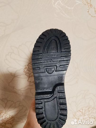 Ботинки демисезонные