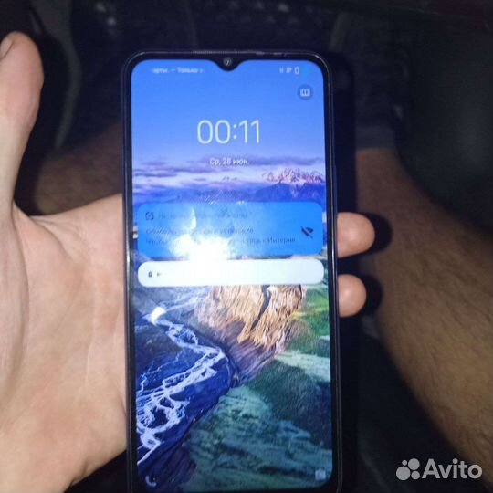 Телефон vivo y21 64gb