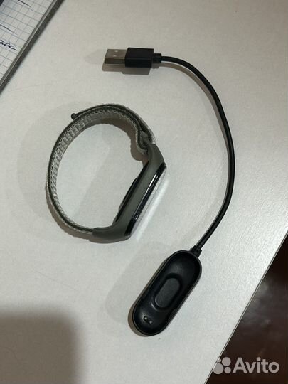 Фитнес браслет xiaomi mi band 4