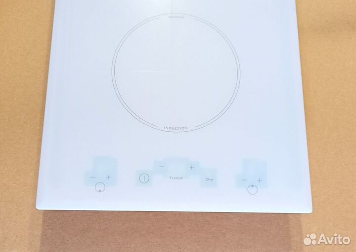 Индукционная поверхность Korting HI 32003 WB