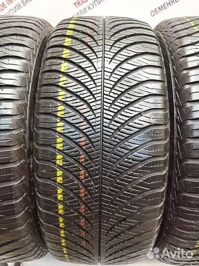 Goodyear Vector 4Seasons 235/55 R17 103H