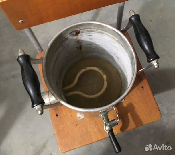 Бак для воды корабельный