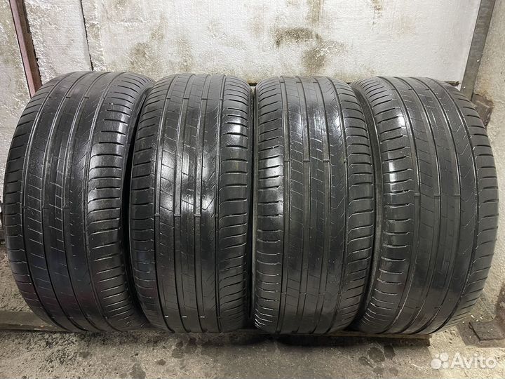 Pirelli Scorpion 255/45 R19 100V