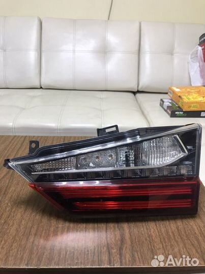 Фонарь правый внутренний Lexus RX 350 2016+