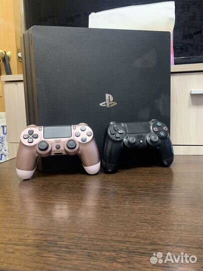 Sony playstation 4 PS4 pro