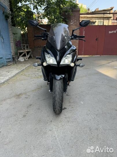 Suzuki gsxs 1000F