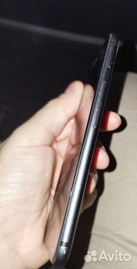 iPhone 8, 64 ГБ