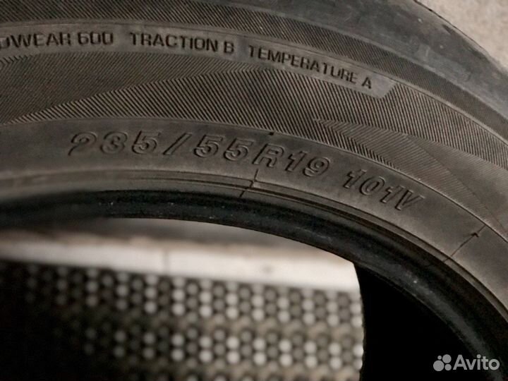 Yokohama 104ZR 235/55 R19 101V
