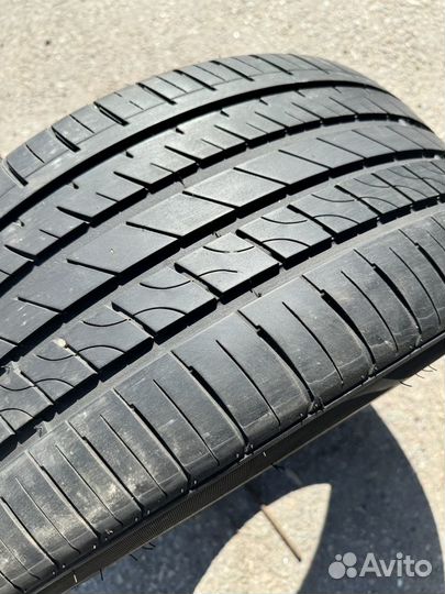 Arivo Ultra ARZ5 275/35 R20