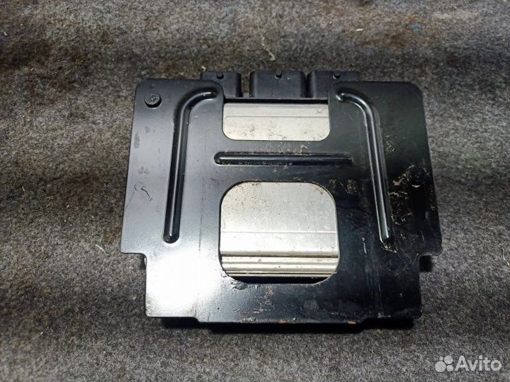 Блок управления двс Peugeot 308 4A/C EP6