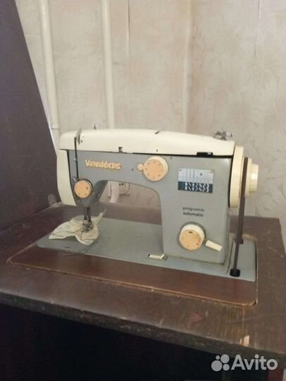 Швейная машинка veritas