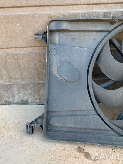 Вентилятор охлаждения радиатора Ford Focus 2