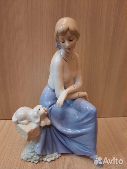 Супер-Большие фарфоровые статуэтки