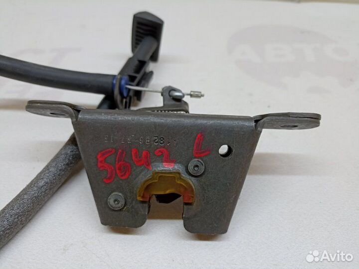 Замок спинки сиденья левый Volkswagen Jetta A6