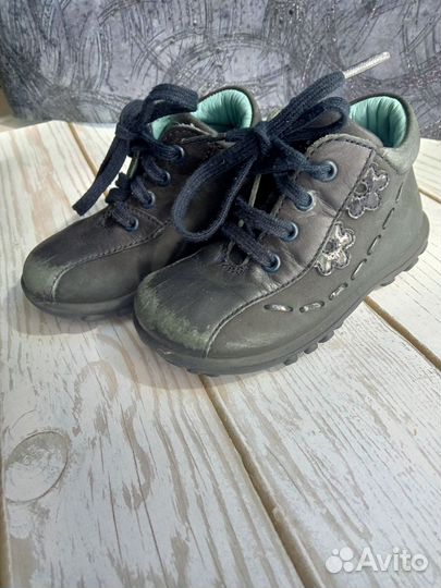 Ботинки для девочки