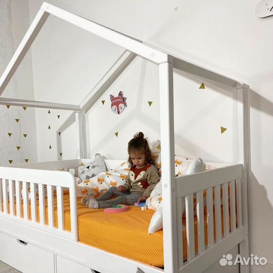 Детская кровать домик односпальная