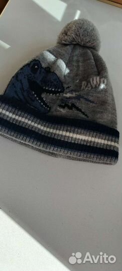 4 Шапки детские 50-52. Осень-весна