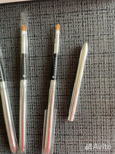 Кисти для ресниц и бровей