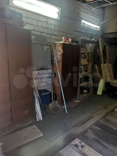 Гараж, > 30 м²