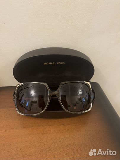 Очки Michael Kors
