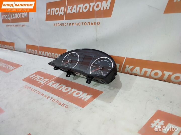 Панель приборов (щиток) Volkswagen Tiguan 2010