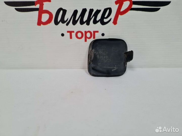 Заглушка буксировочного крюка Toyota Corolla 150