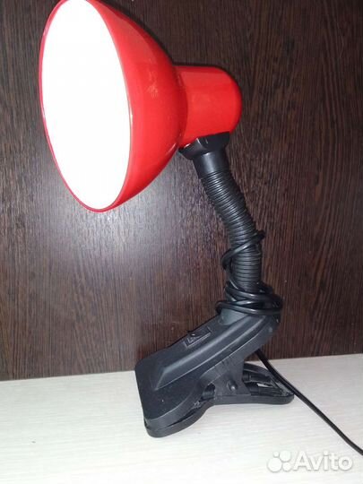 Лампа настольная